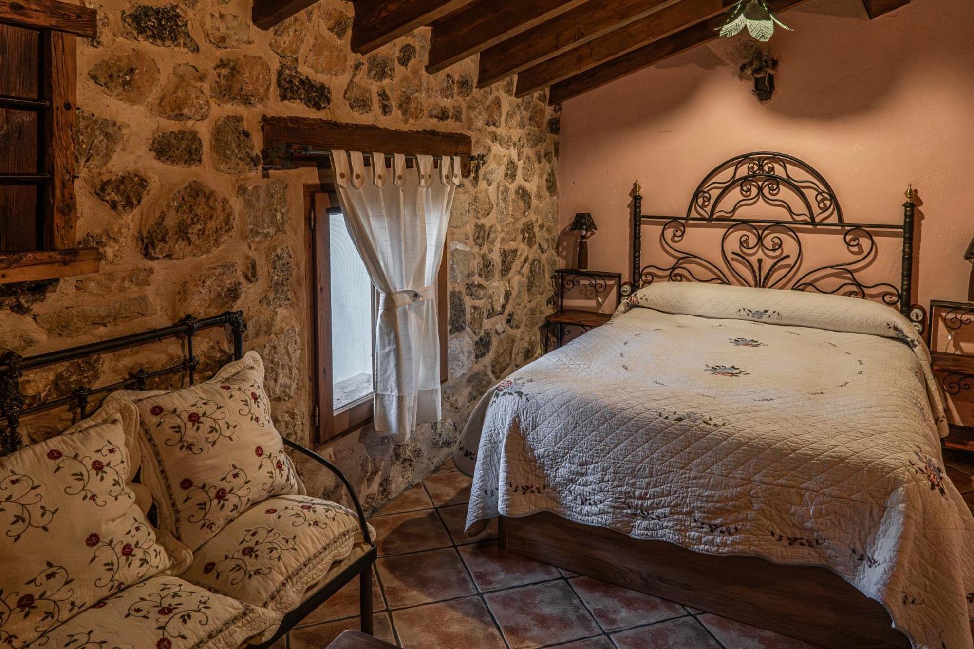 Casas Rurales Chon Alto Tajo Peralejos de las Truchas Εξωτερικό φωτογραφία